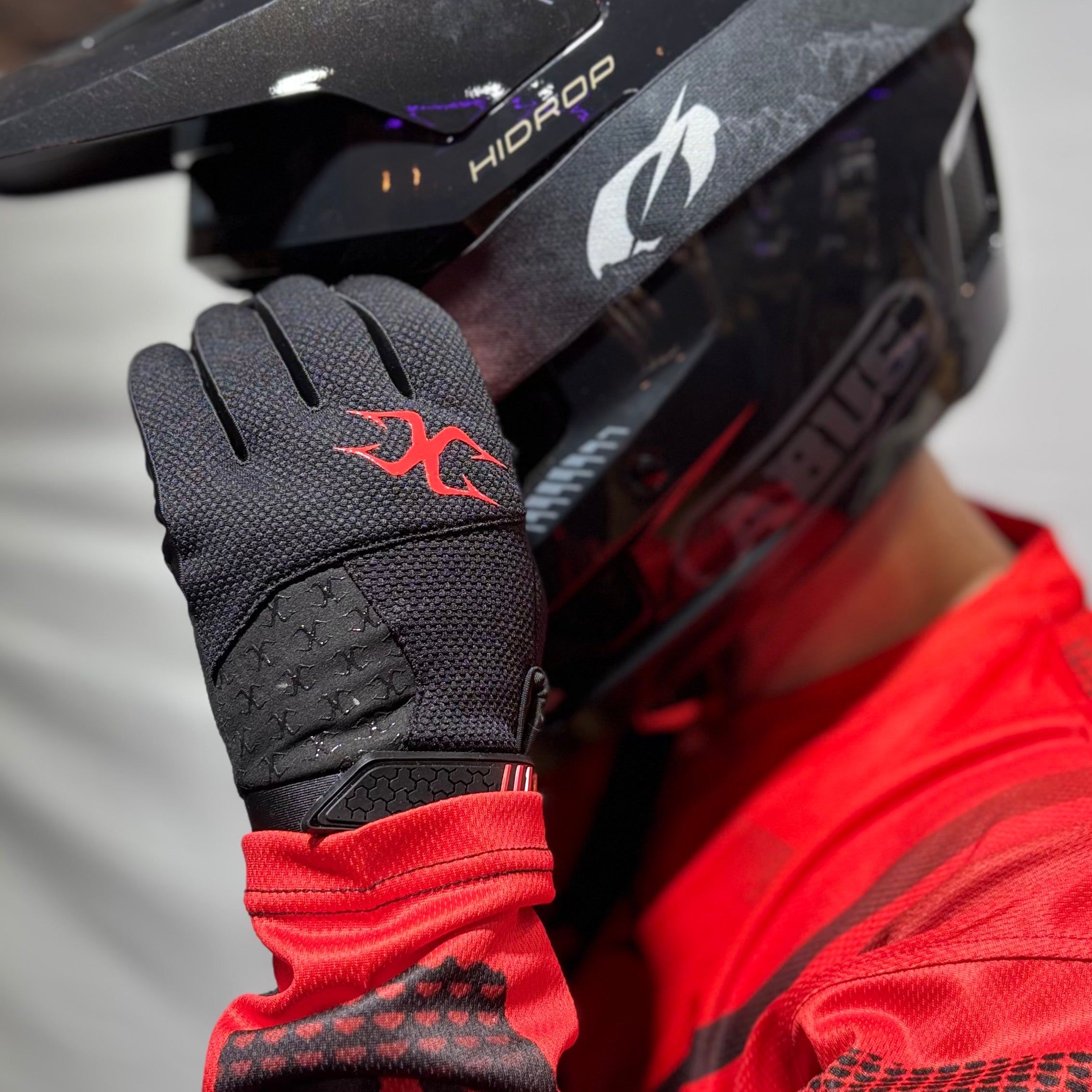 Extreme Culture® CORE X V5 - Red/Black