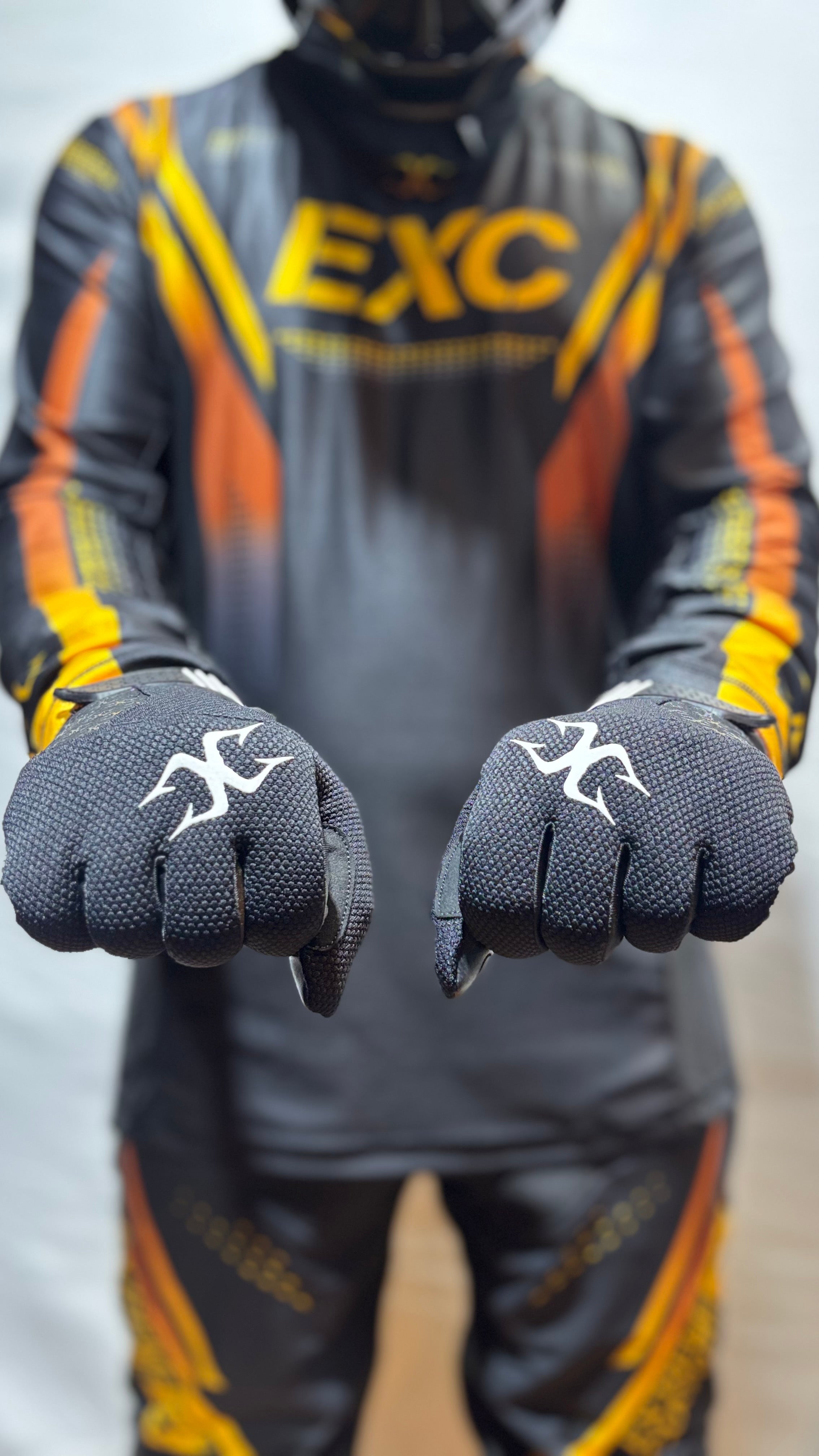 Extreme Culture® CORE X V5 - white/Black - “NEW Everyday wear”