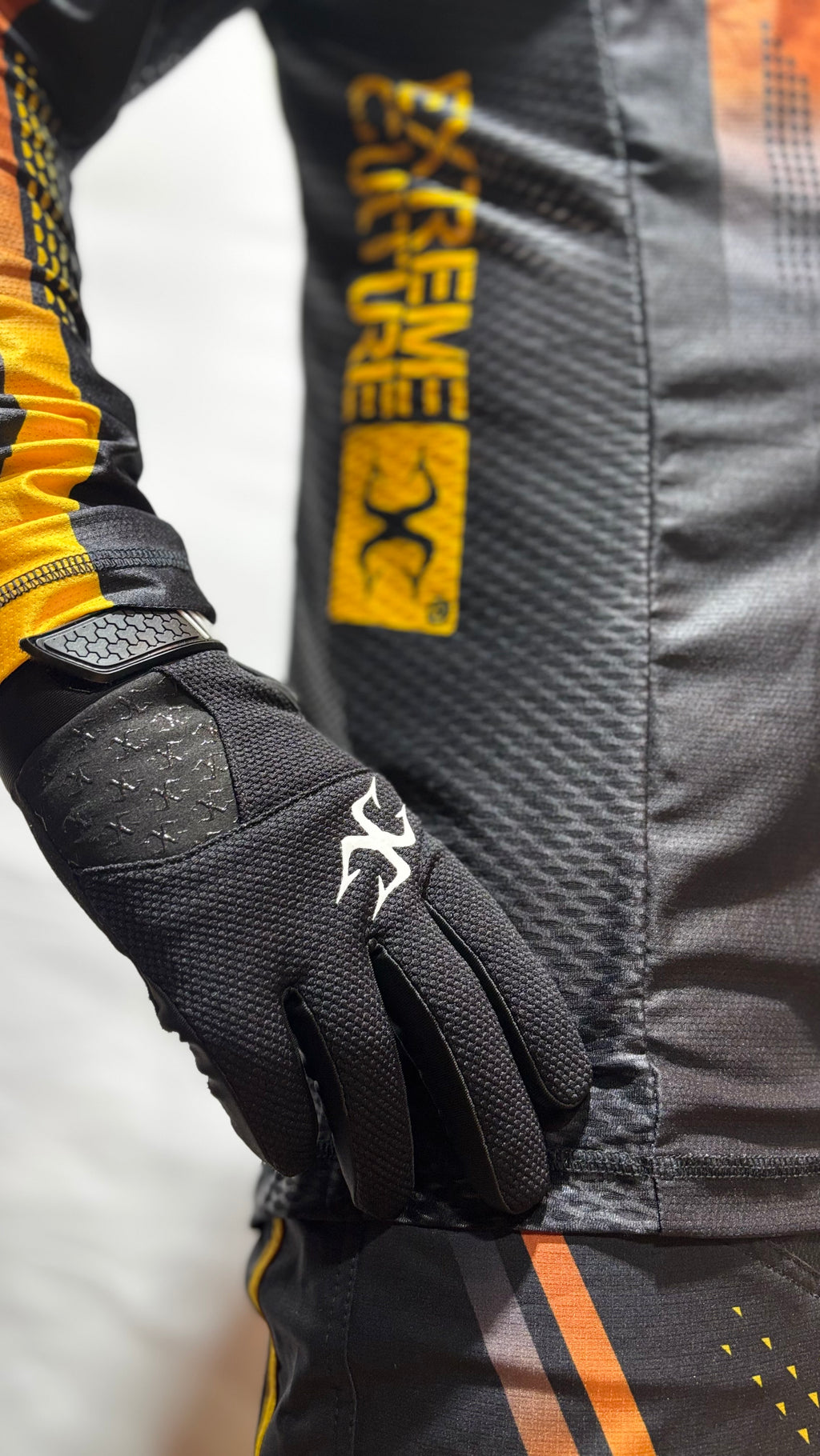 Extreme Culture® CORE X V5 - white/Black - “NEW Everyday wear”