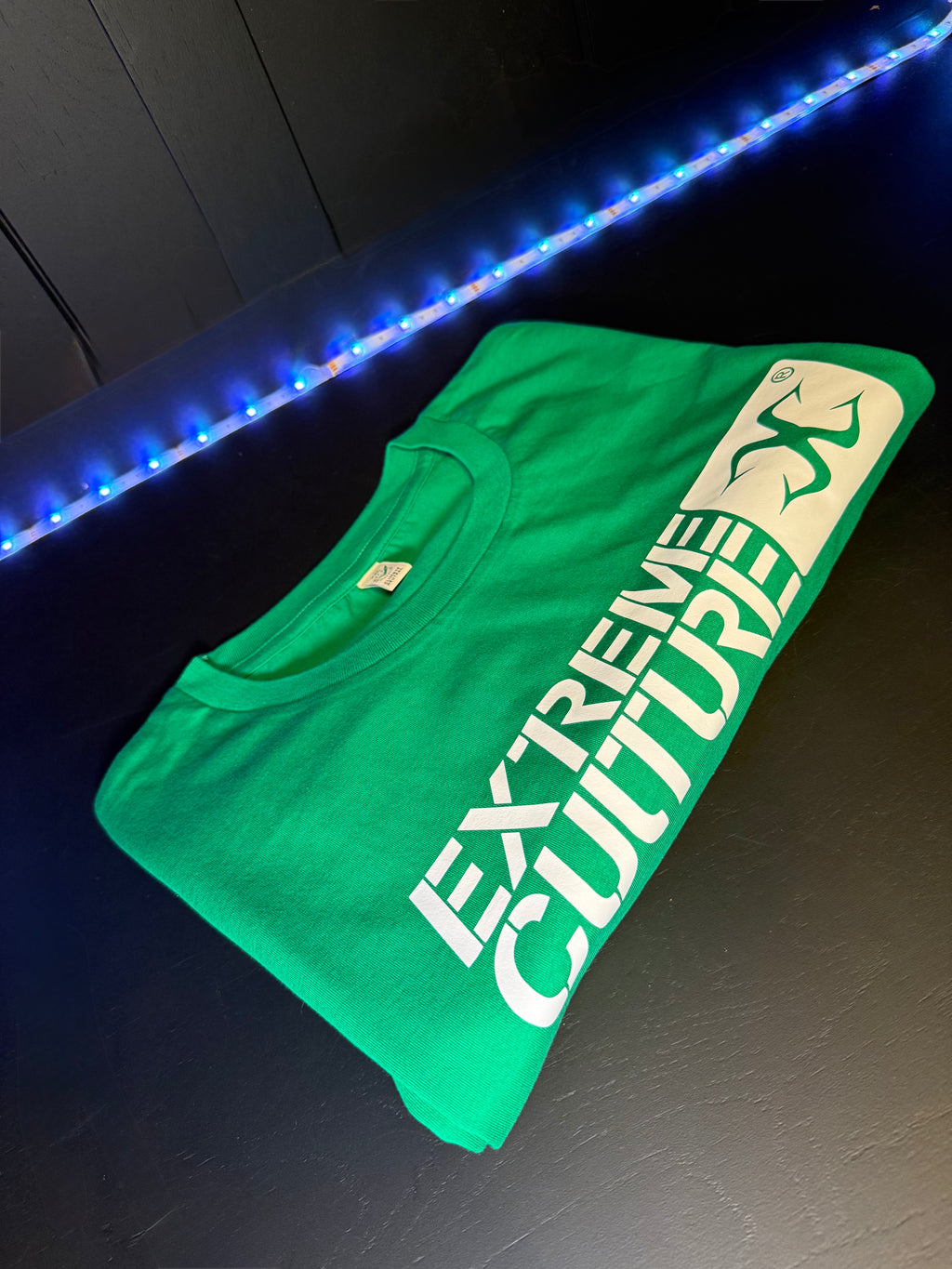 Extreme Culture® - Race - Green / white logo - 100% cotton - Earth Positive