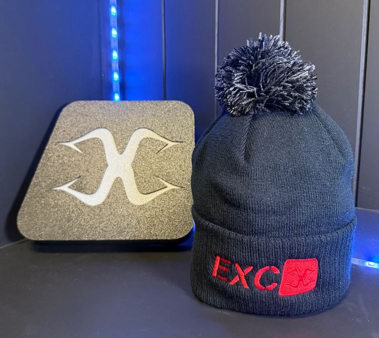 Extreme Culture® EXC Pom Pom Beanie - Red / Black